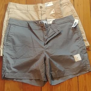 Old Navy 5" Everyday Women's Khaki Shorts